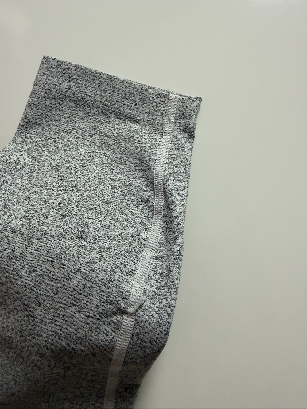 NOBULL High Rise Leggings, Speckled Gray, Size L - Picture 4 of 5